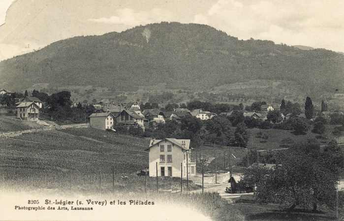 St-Légier (s. Vevey) et les Pléïades - 3205